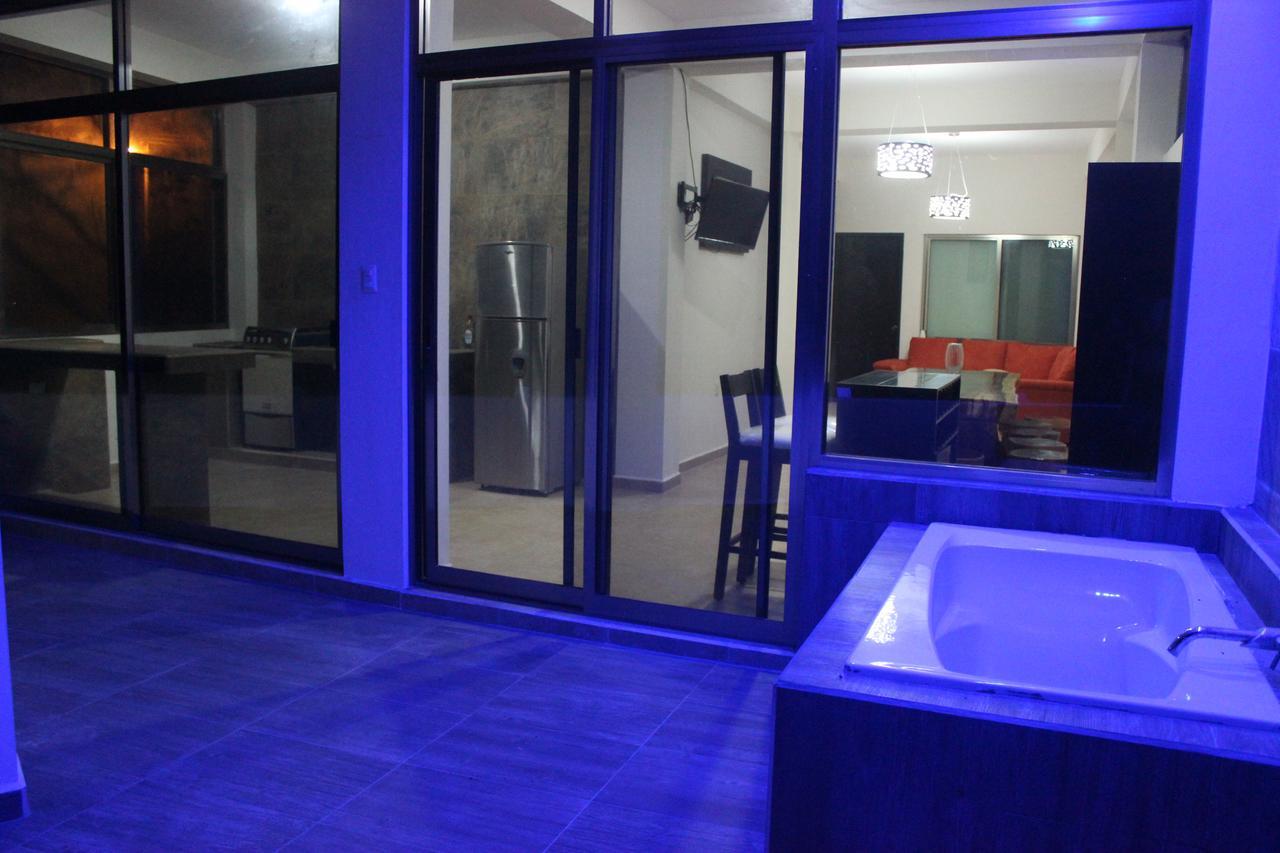 La Vista San Lorenzo Suites แคมเปเช ภายนอก รูปภาพ